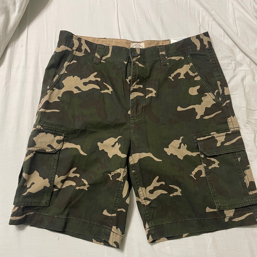 St Johns Bay Cargo Shorts Mens 36 Green Camo Legacy Cargo 10in Inseam Cotton